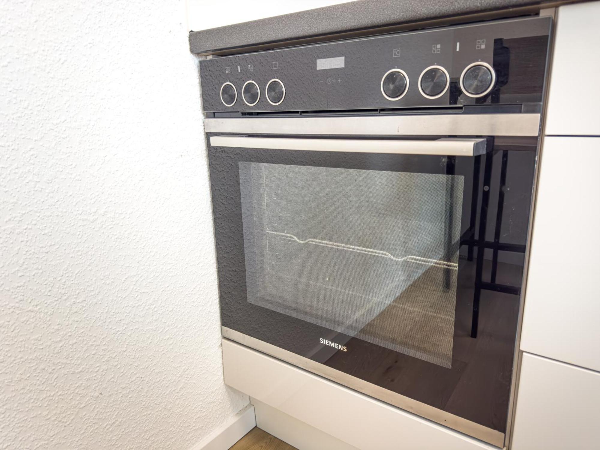 Immostay L# Ferienhaus- Balkon, Parking & Wifi * BRE