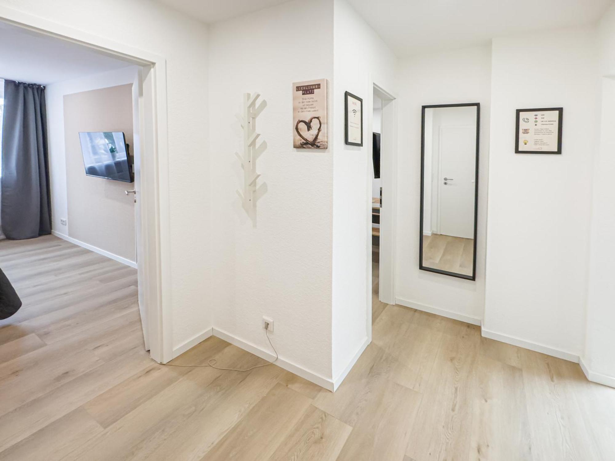 Immostay L# Ferienhaus- Balkon, Parking & Wifi Apartment BRE