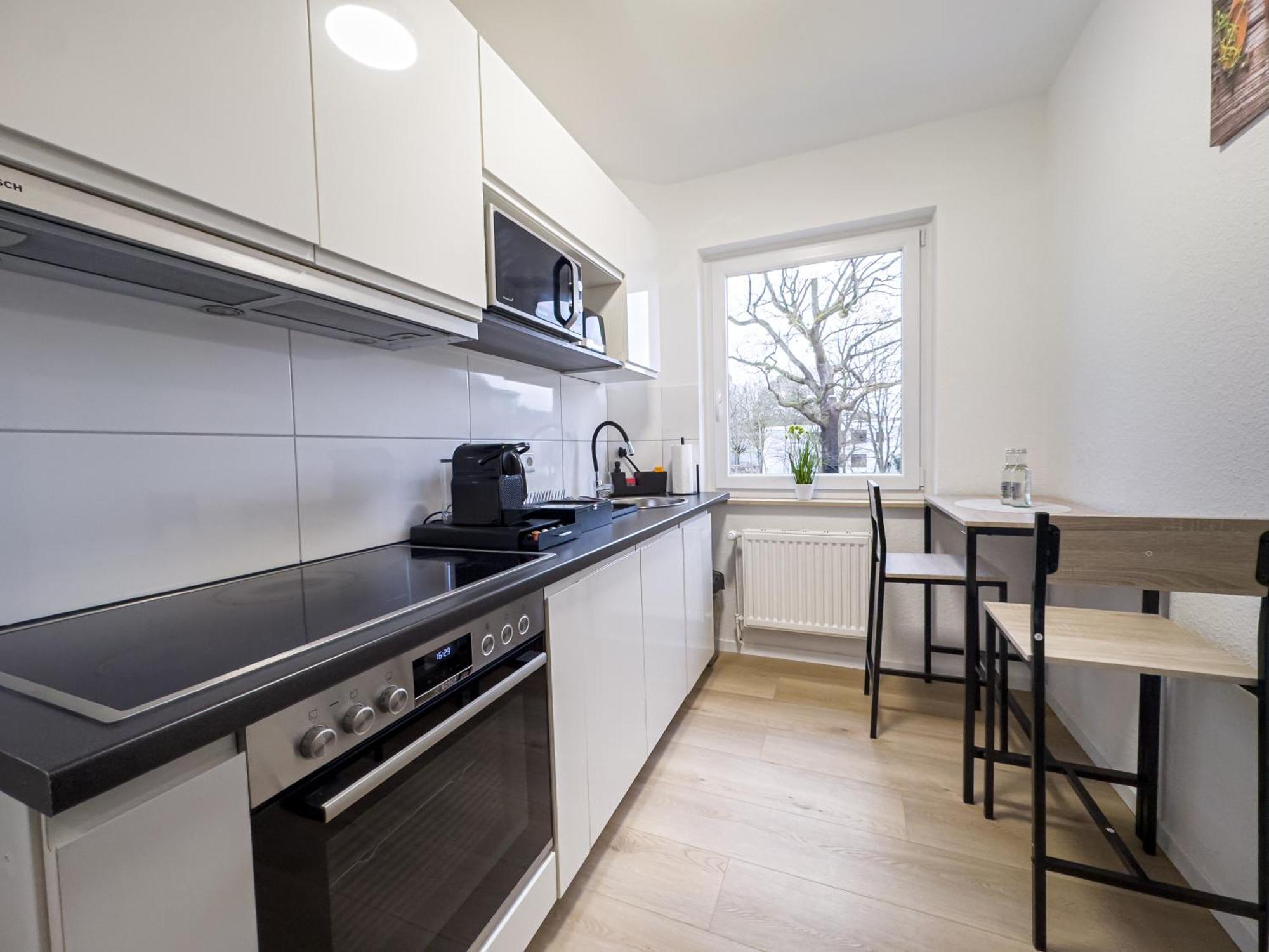 Immostay L# Ferienhaus- Balkon, Parking & Wifi BRE