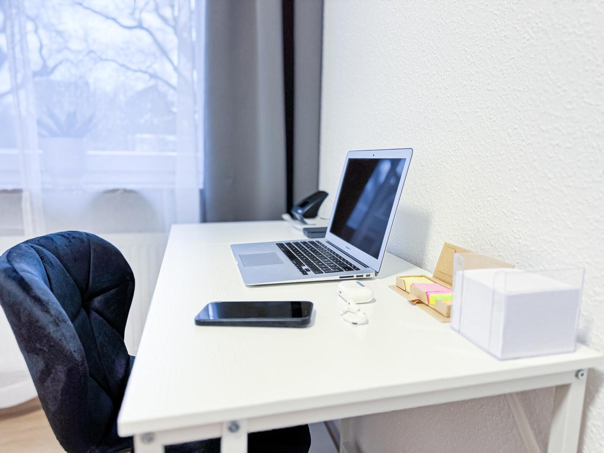 Immostay L# Ferienhaus- Balkon, Parking & Wifi Appartamento