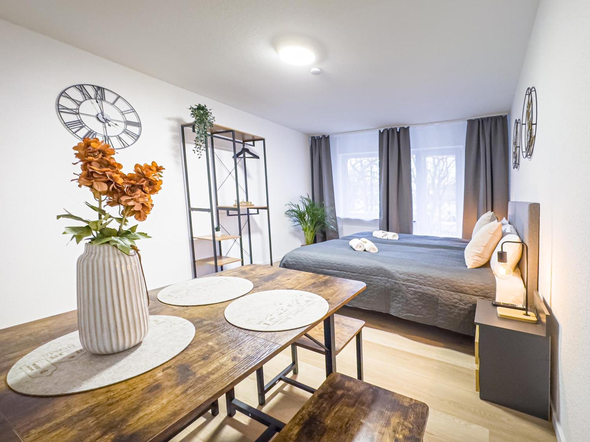 Immostay L# Ferienhaus- Balkon, Parking & Wifi Apartment BRE