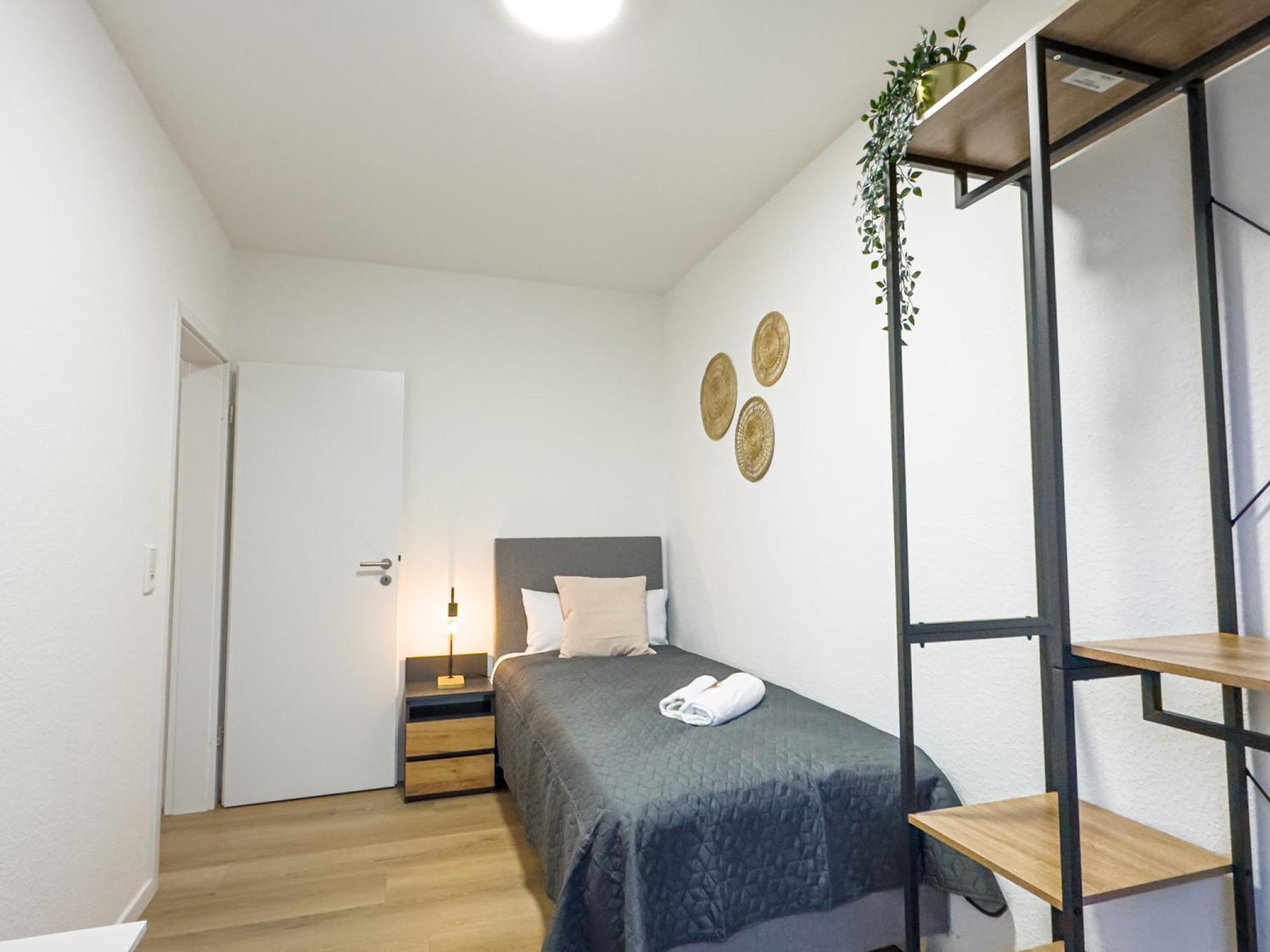 Immostay L# Ferienhaus- Balkon, Parking & Wifi Apartment BRE